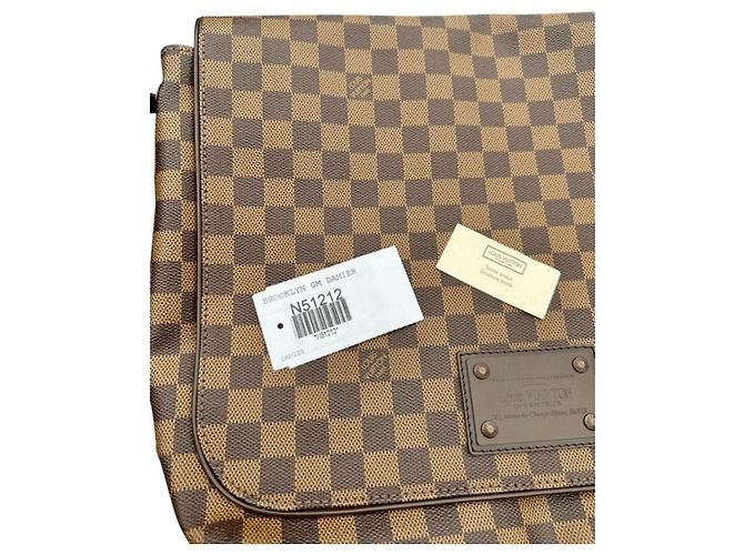 Louis Vuitton Brooklyn Porte-documents marron en toile GM - vue 9
