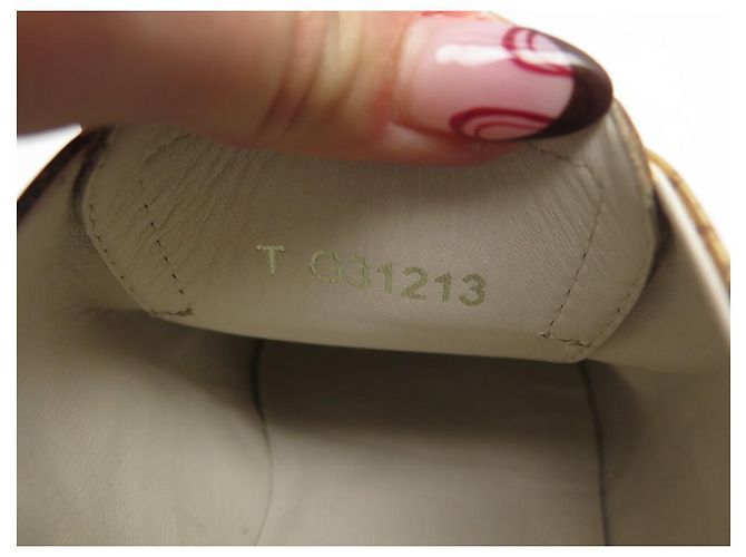 SCARPE CHANEL G31213 RICHELIEU 38 IN PELLE LUCIDA D'ORO E NERA - vista 9