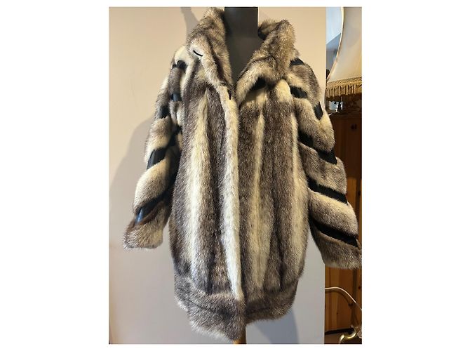 Autre Marque Abrigo de visón gris con detalles en cuero negro Talla 42 - vista 8