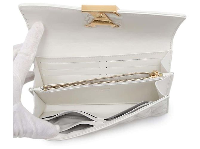 Portafoglio Lungo Capucines Monogramma Fiore Louis Vuitton Bianco - vista 5