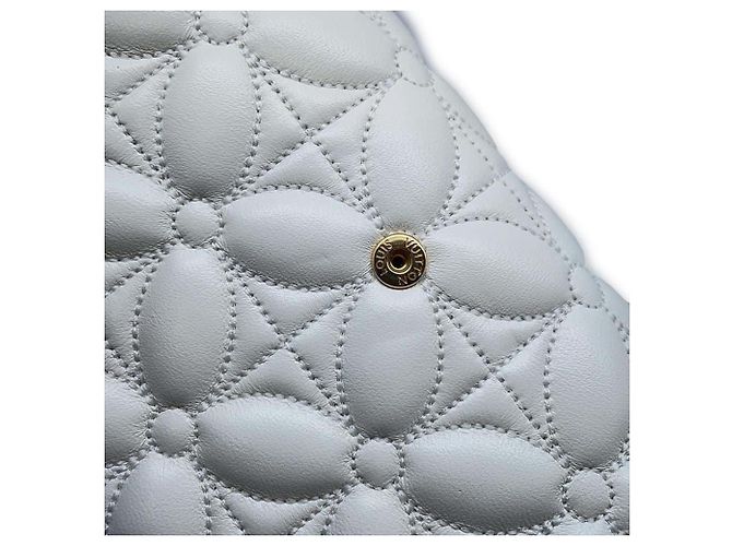 Portafoglio Lungo Capucines Monogramma Fiore Louis Vuitton Bianco - vista 6