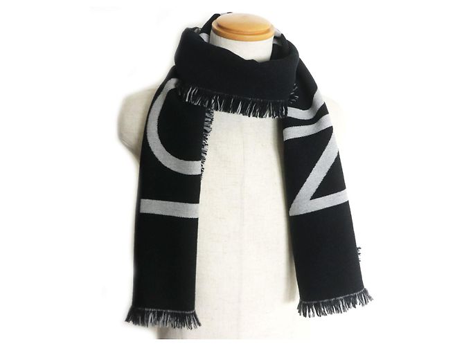 Sciarpa in cashmere e lana con frange Louis Vuitton M71580 Nero - vista 3