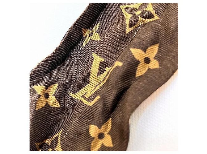 Bufanda Bando BB de seda Louis Vuitton M77325 Castaño - vista 6