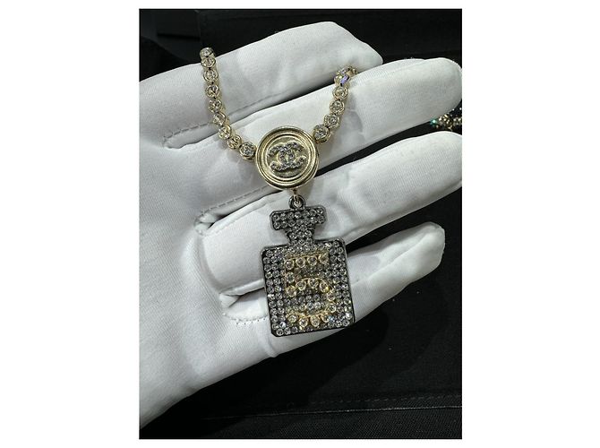 Cambon Chanel Halskette mit Anhänger Flakon Parfüm Strass No.5 2021 Golden Gold hardware - Ansicht 5