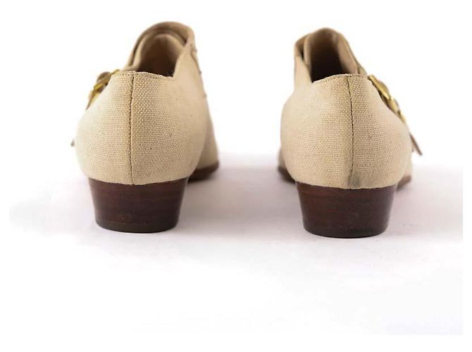 Hermès Scarpe beige con fibbia - vista 2