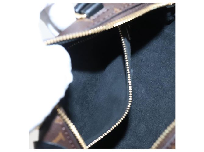LOUIS VUITTON Monogram Petit Maru Suple Hand Bag 2way M45571 LV Auth 92741S - view 25