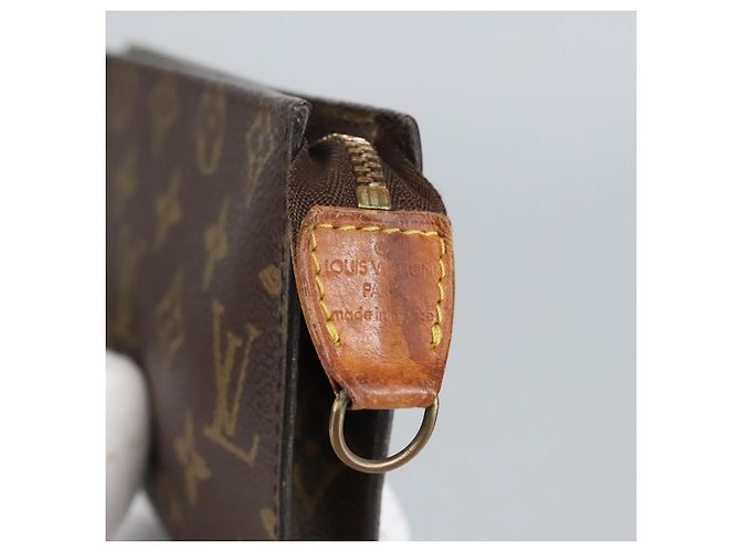 LOUIS VUITTON Monogram Bucket GM Pouch Accessory Pouch LV Auth fm4037 - view 8