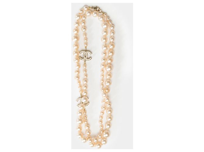 Gioielli CHANEL CC in Perla Bianca - 102222 Bianco - vista 2