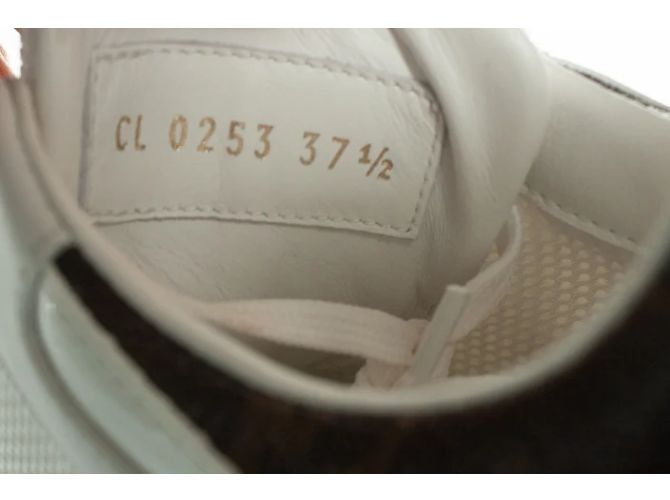 Ledertrainingsschuhe Run Away von Louis Vuitton Braun Weiß - Ansicht 9