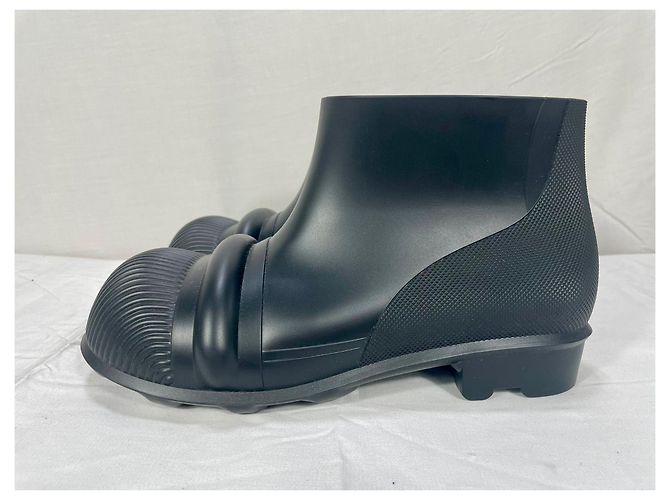 Loewe Knöchelregenstiefel aus schwarzem Gummi - Ansicht 6