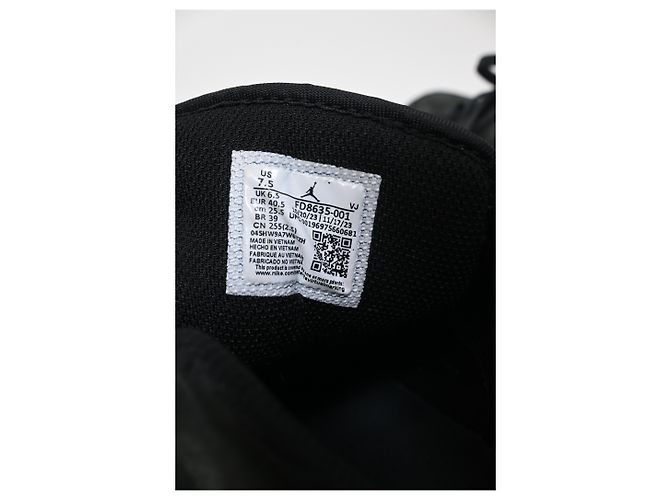 Tênis Nike Air Jordan 1 Low SE Craft em couro preto - vista 15