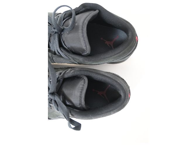 Tênis Nike Air Jordan 1 Low SE Craft em couro preto - vista 16