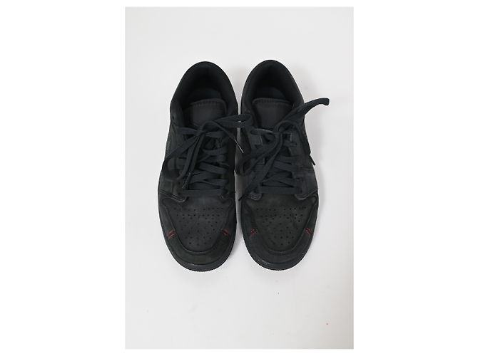 Tênis Nike Air Jordan 1 Low SE Craft em couro preto - vista 17