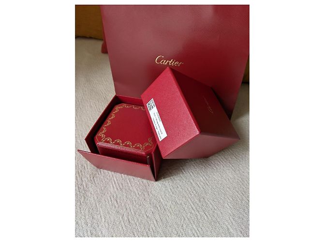 Cartier Love Trinity JUC ring inner and outer box paper bag Red - view 3