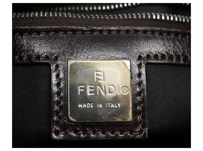 Borsa a mano FENDI in nylon nero Auth ep6199 - vista 11