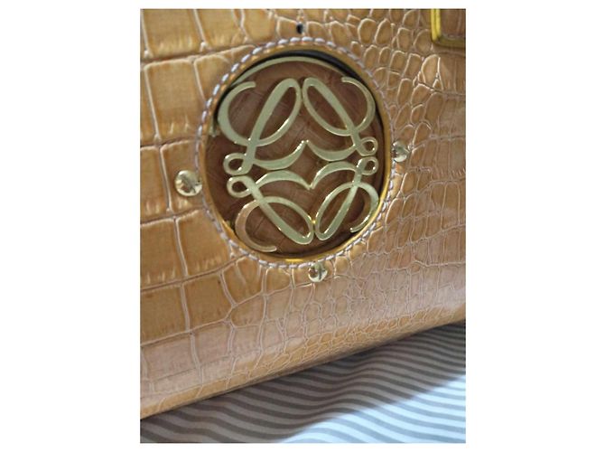 Borsa Loewe Amazona in pelle effetto coccodrillo gialla Giallo - vista 8
