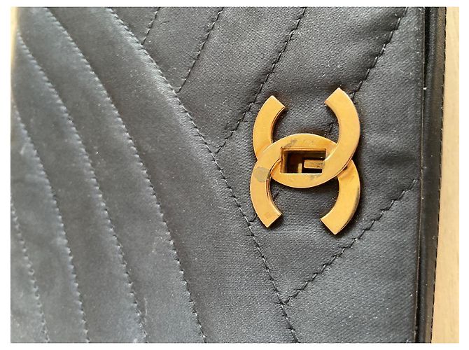 Mademoiselle Clutch da sera Chanel in raso damascato nero - vista 4