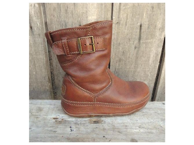 Autre Marque Botines Fitflop de cuero marrón claro - vista 2