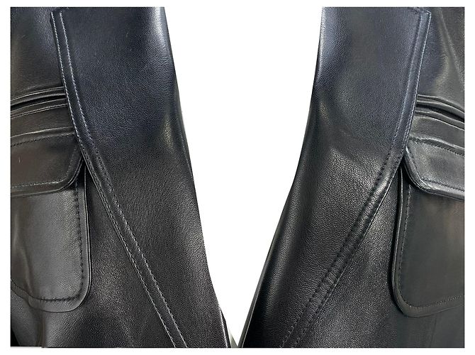 Tom Ford Single-Breasted Blazer with Pockets in Black Leather - view 2