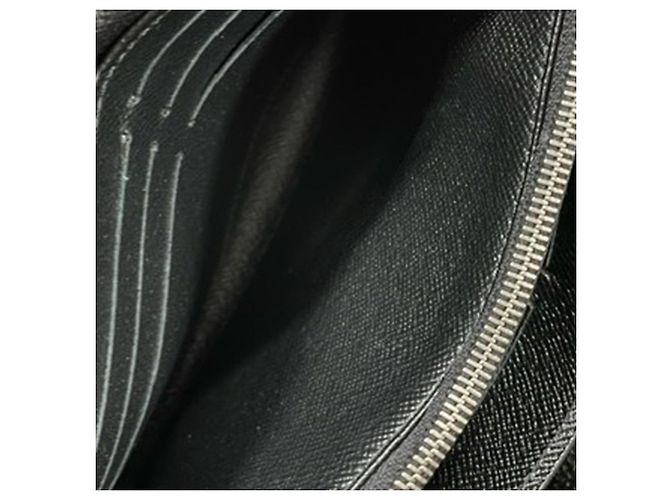 Cartera larga Sarah Louis Vuitton en cuero Epi negro - vista 5