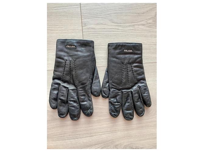 Prada Handschuhe aus schwarzem Lammleder - Ansicht 2