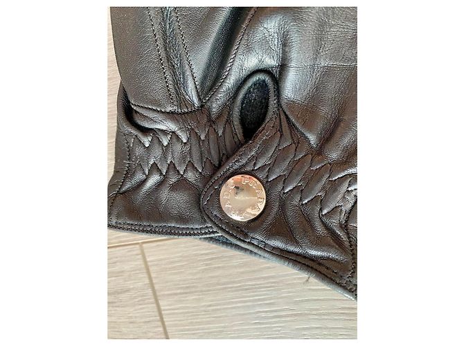 Prada Handschuhe aus schwarzem Lammleder - Ansicht 5