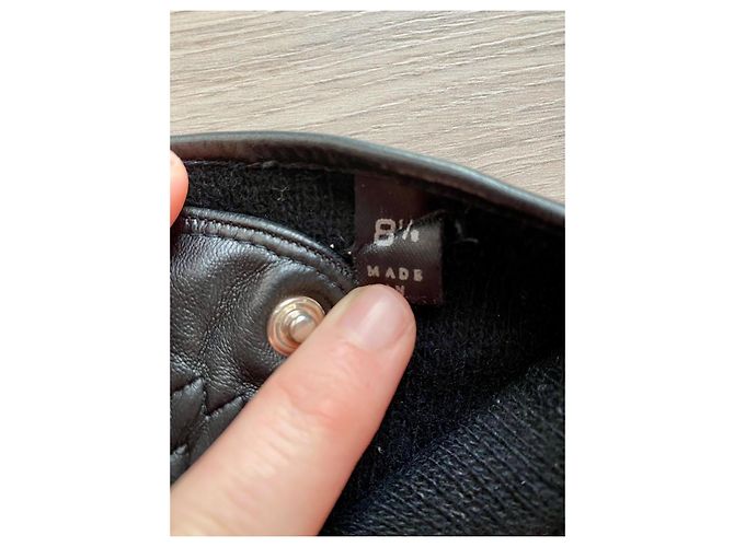 Prada Handschuhe aus schwarzem Lammleder - Ansicht 9