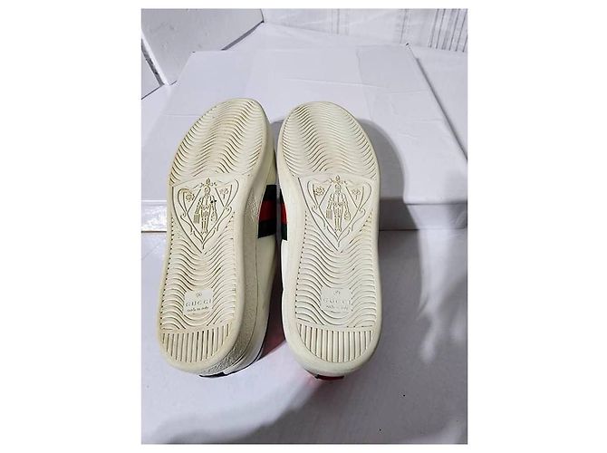 Baskets basses Gucci en cuir Ace Web blanches taille 41 - vue 3