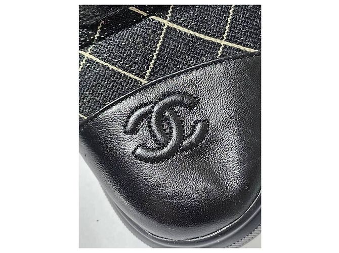 Chanel 2018 Interlocking CC Logo Sneakers Schwarz/Silber Größe 37 Silber Hardware - Ansicht 7