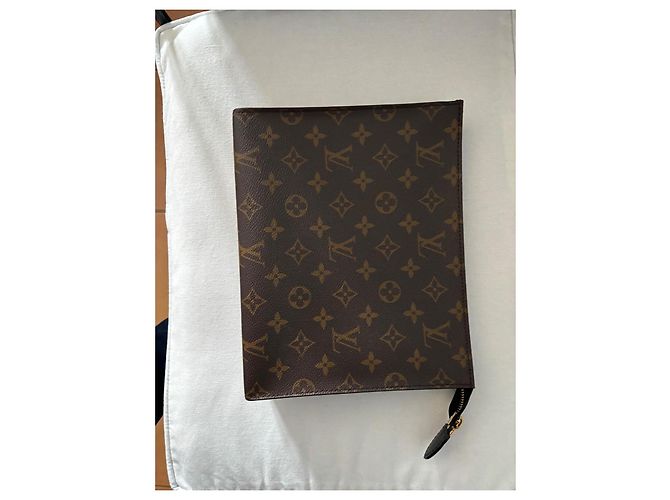 Louis Vuitton Pochette Monogram in Pelle Monogramma - vista 4