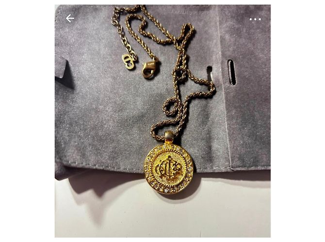 Collana Christian Dior dorata con pendente CD D'oro - vista 3