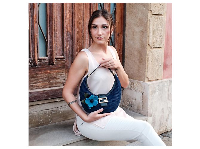 Borsa Fendi Baguette Croissant in lana blu - vista 11