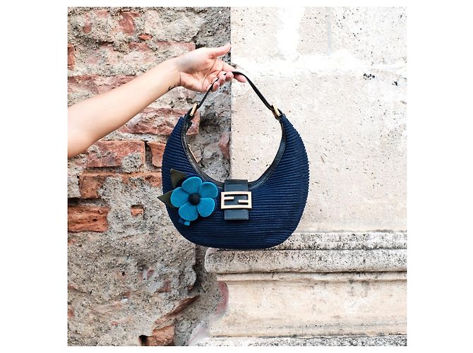 Borsa Fendi Baguette Croissant in lana blu - vista 12