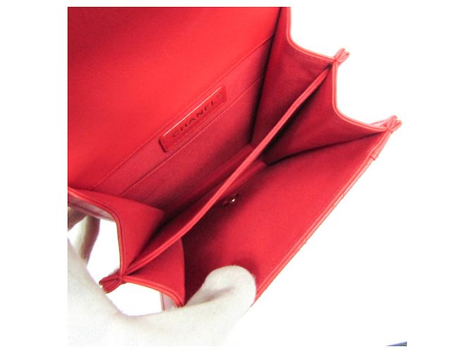 Borsa a spalla in pelle Chanel Boy per donne Rosso - vista 3