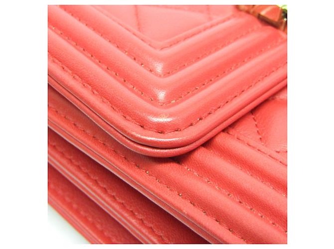 Borsa a spalla in pelle Chanel Boy per donne Rosso - vista 6