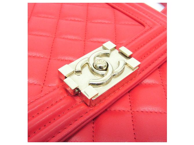 Borsa a spalla in pelle Chanel Boy per donne Rosso - vista 9