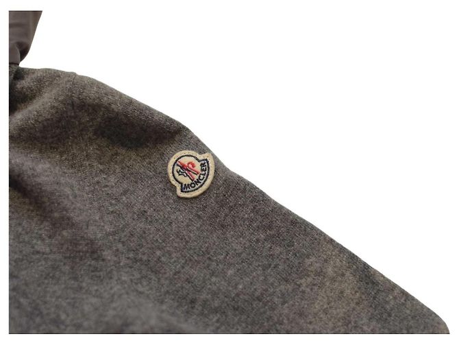 Moncler Haut à capuche en laine vierge grise S - vue 6