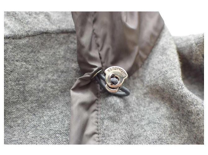 Moncler Haut à capuche en laine vierge grise S - vue 9