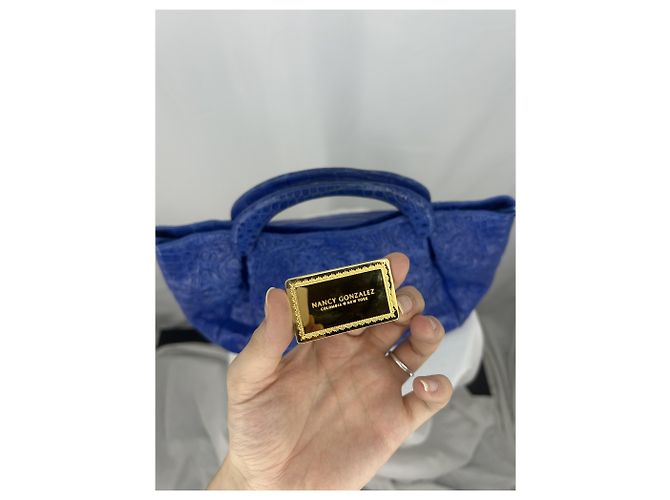 Nancy Gonzalez Genuine crocodile handbag Blue Gold hardware - view 11