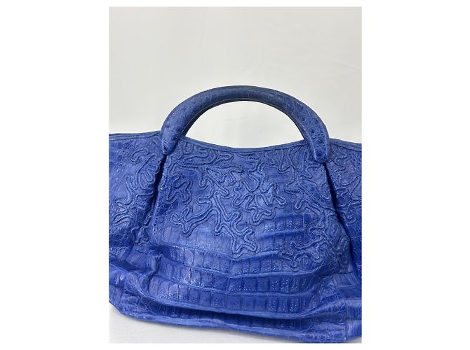 Nancy Gonzalez Genuine crocodile handbag Blue Gold hardware - view 2