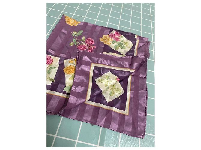 Foulard in seta Burberry viola Porpora - vista 9