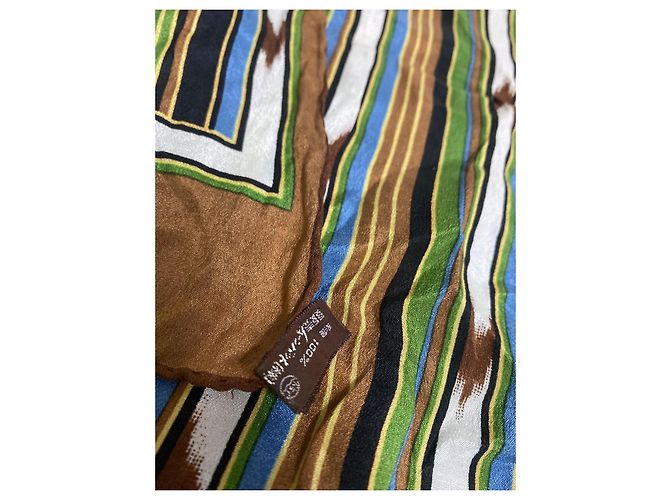 Sciarpa in seta Issey Miyake marrone - vista 4