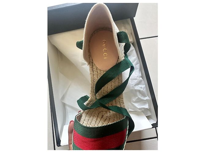 Mule con zeppa Gucci scamoso marrone chiaro - vista 6