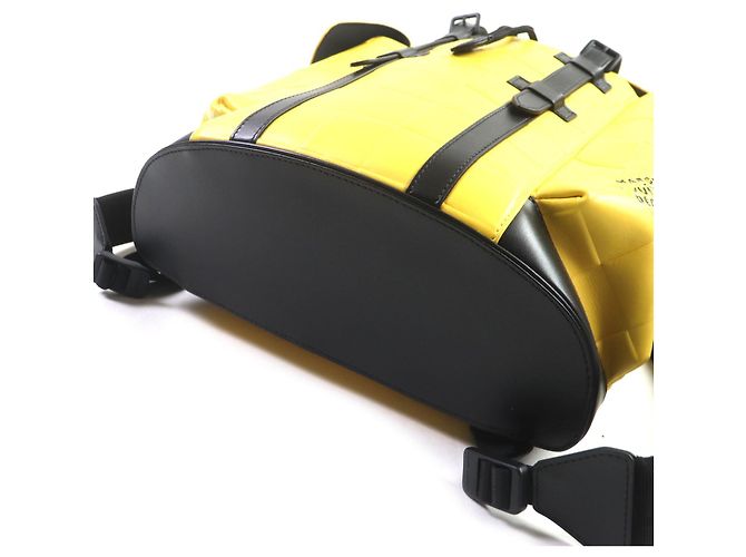 Zaino Louis Vuitton Damier Scuba Christopher MM Giallo - vista 3