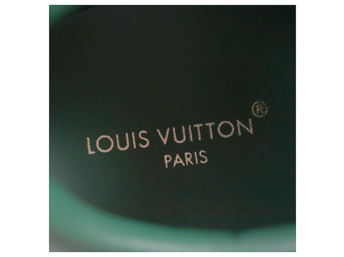 Louis Vuitton Monogram Beverly Hills Sneakers - view 9