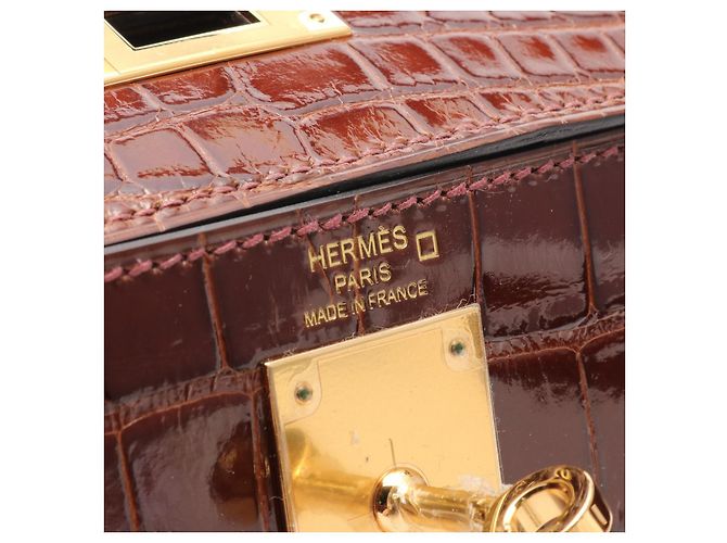 Sac à main Hermès Kelly 28 en alligator marron - vue 4