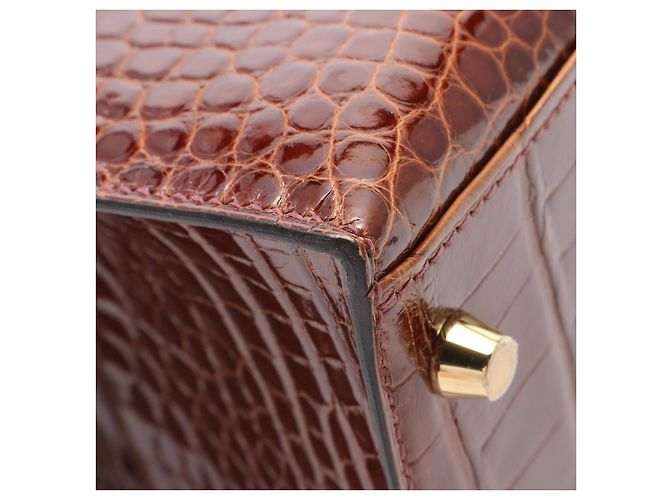 Sac à main Hermès Kelly 28 en alligator marron - vue 8