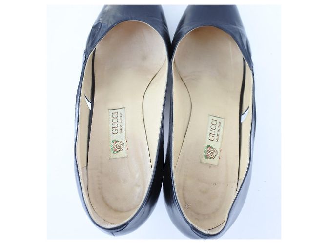 Pumps in pelle nera con taglio laterale Gucci Nero - vista 4