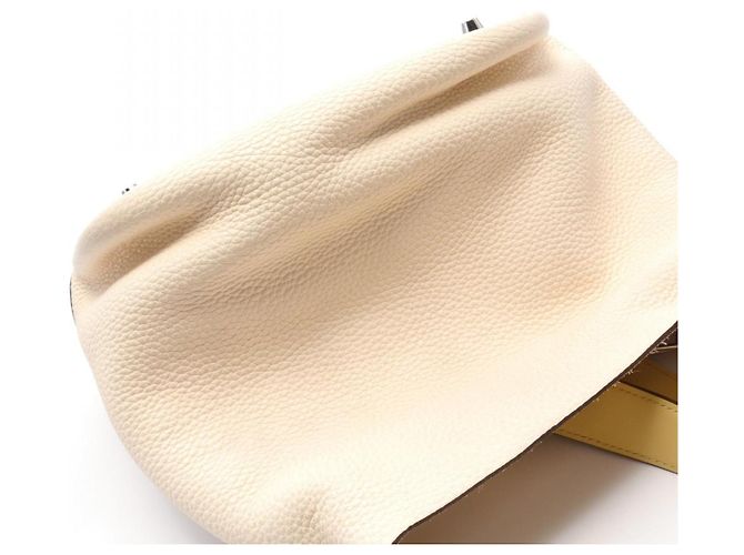 Hermès Hermes Picotin Lock Eclat MM Handbag Ivory White - view 8