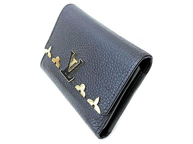 Louis Vuitton Capucines Compact Wallet M82764 Black - view 9
